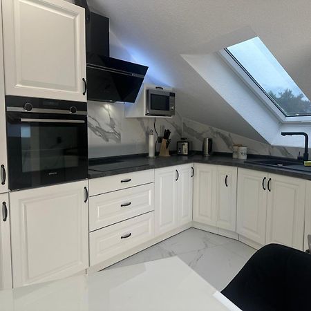 Flexible, Schoene Und Gut Aussehende Feriensuite Reutlingen Extérieur photo