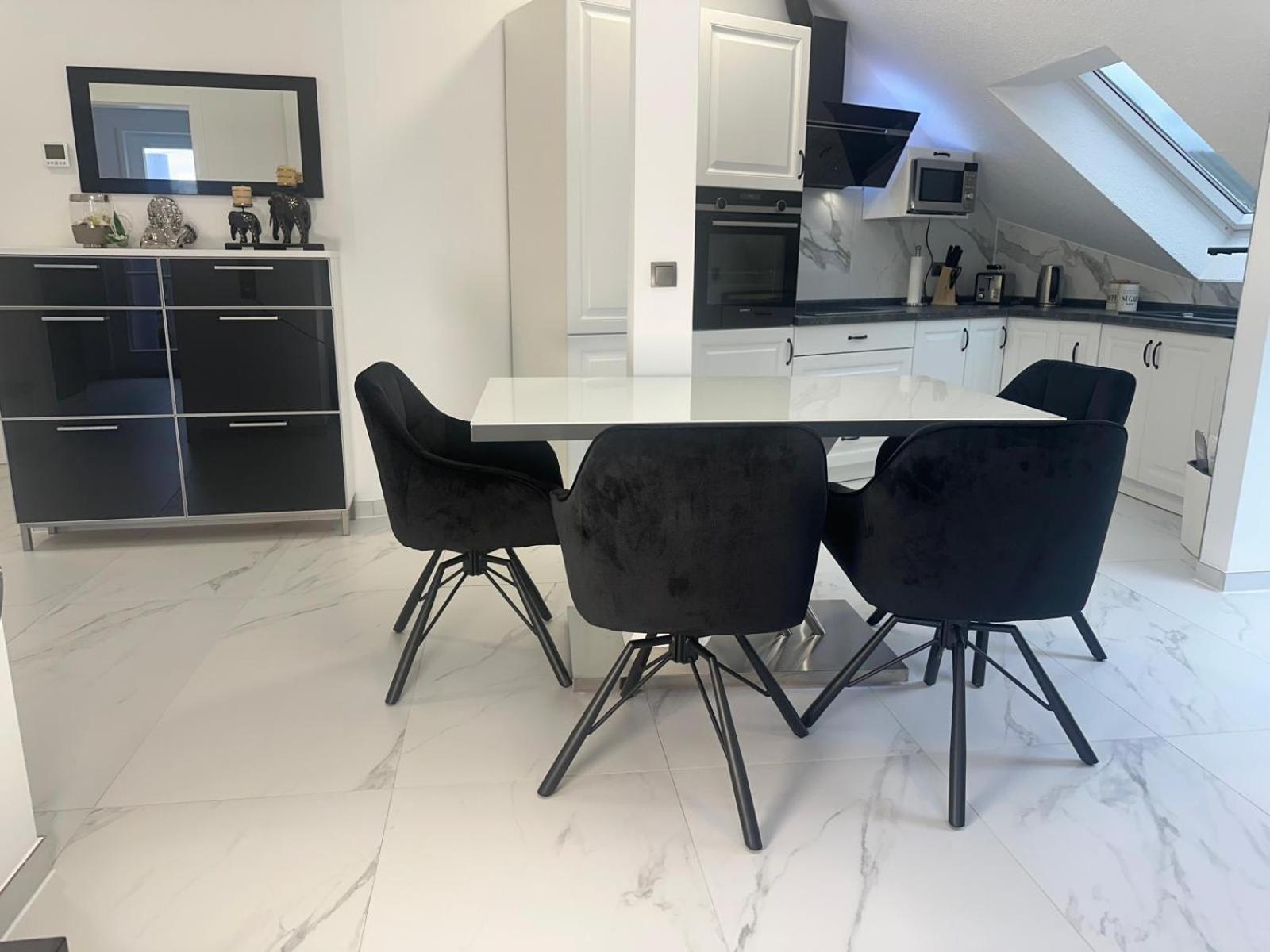 Flexible, Schoene Und Gut Aussehende Feriensuite Reutlingen Extérieur photo