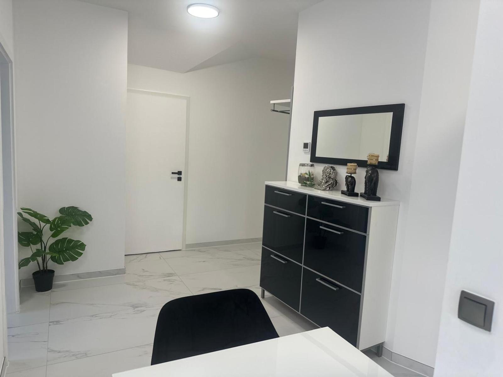 Flexible, Schoene Und Gut Aussehende Feriensuite Reutlingen Extérieur photo