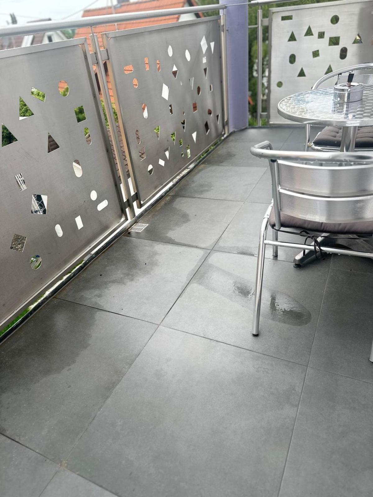Flexible, Schoene Und Gut Aussehende Feriensuite Reutlingen Extérieur photo